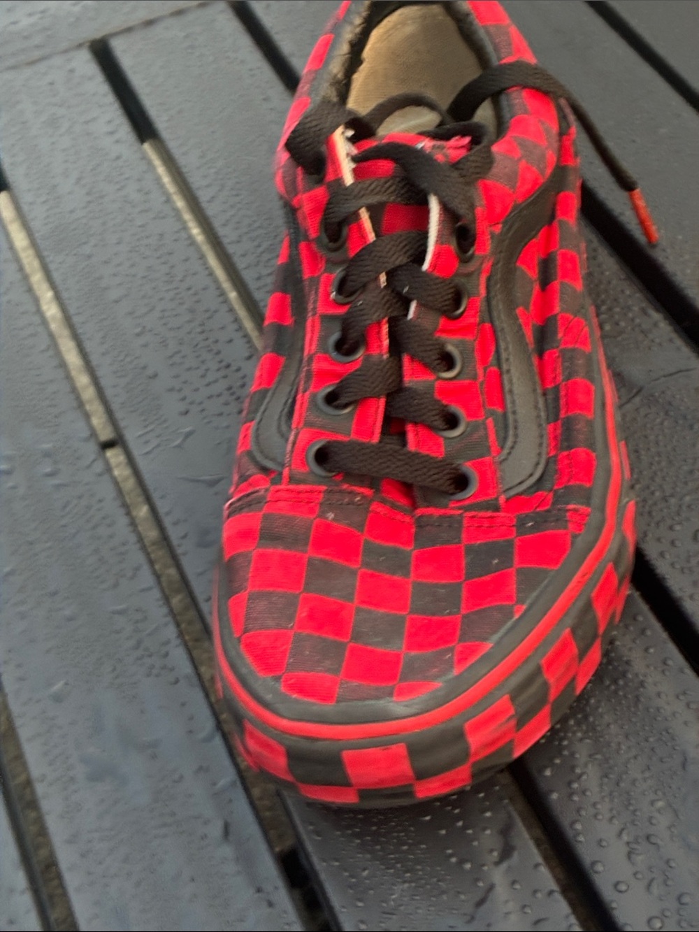 Women’s Vans Red and Black Checkerboard Skater Sneakers 6.5 - Picture 2 of 9